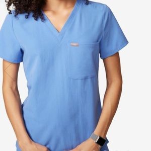 Figs Caterina one-pocket scrub top in ciel blue